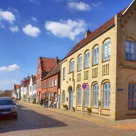 Friedrichstadtnixe, Meerchenhaftes Haus Mit Sauna Friedrichstadt