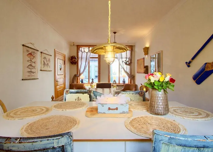 Friedrichstadtnixe, Meerchenhaftes Haus Mit Sauna Ferienhaus